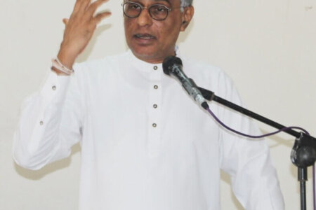 එක්සත් ජනරජ පෙරමුණේ මාතලේ දිස්ත්රික් කුඩා කණ්ඩායම් හමු.