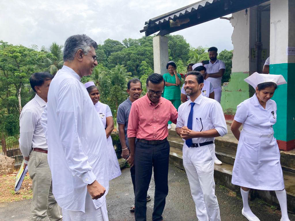 කලවාන ආසනයේ සිදු කරන නිරීක්ෂණ චාරිකාවට සමගාමීව කලවාන මූලික රෝහල නිරීක්ෂණය.