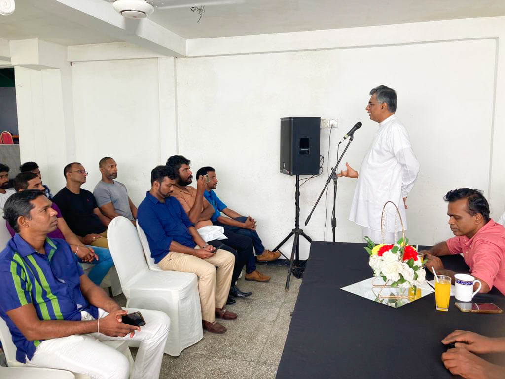 කලවාන ආසන නිරීක්ෂණ චාරිකාව: කලවාන Hill Top Hotel ජනරජ හමුව...