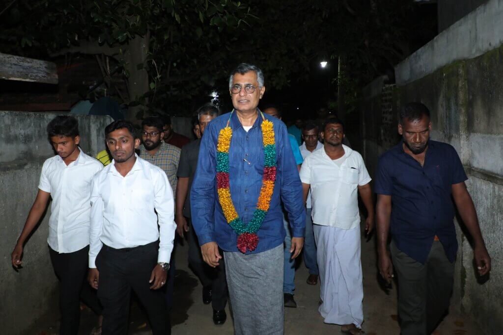 මඩකලපුව දිස්ත්‍රික්කයේ ඔඩ්ඩමාවඩි ප්‍රදේශයේදී පැවති ජන හමුව..